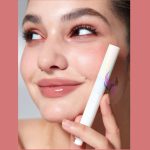 رژلب اتودی حجم دهنده براق شیگلم رنگ Pink Flamingo - Image 6